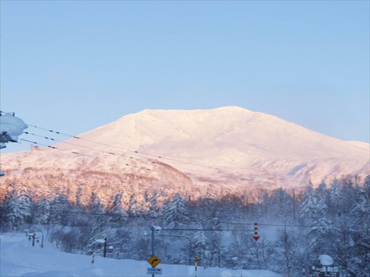 K'S House Hokkaido - Asahidake Onsen Hostel Higashikawa Exterior photo
