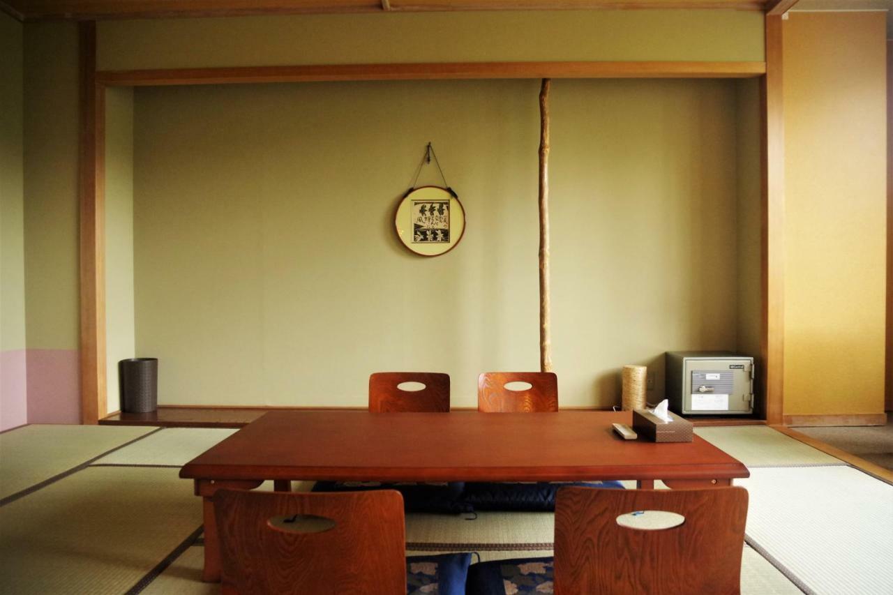 K'S House Hokkaido - Asahidake Onsen Hostel Higashikawa Exterior photo